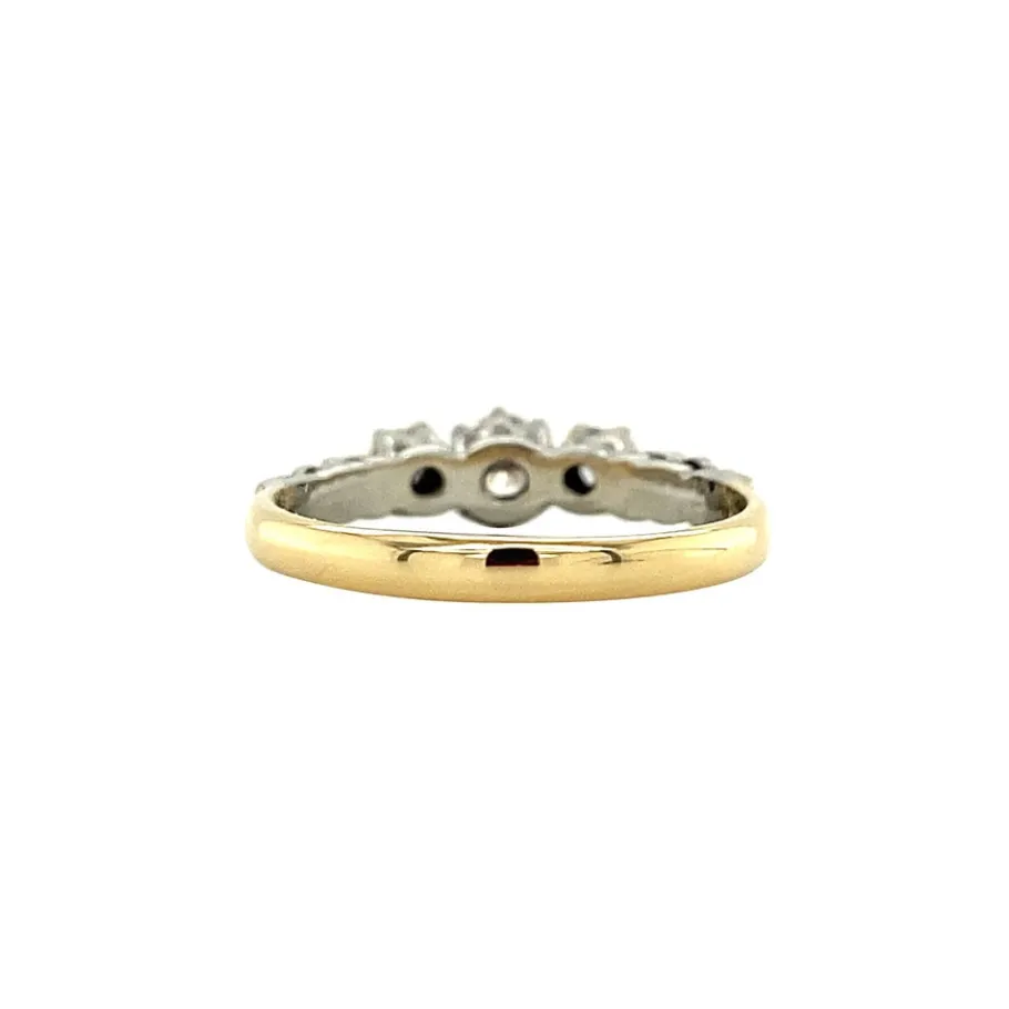 diamond_row_ring__krt_4.webp Diamond row ring 9 krt>Vintage Jewellery Clearance