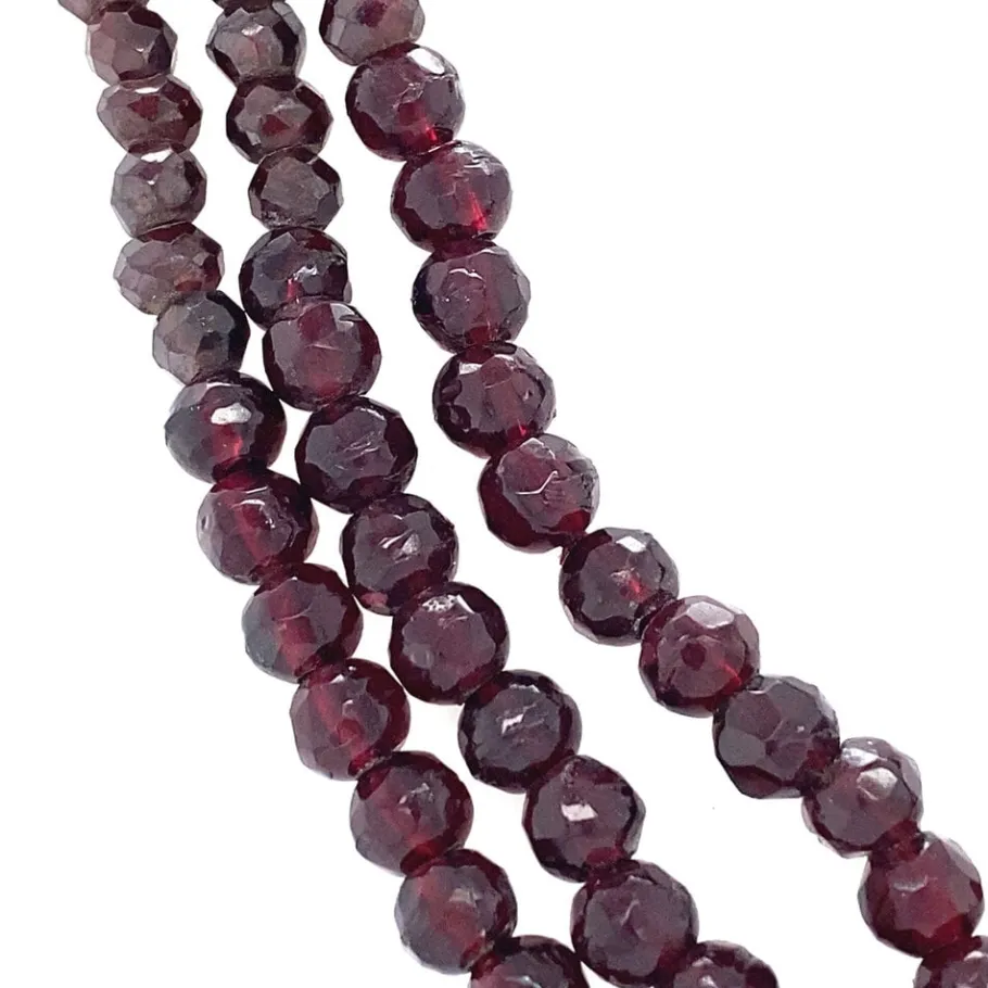 garnet_necklace_with_gold_3-1.webp Garnet necklace with gold locket 14 krt>Vintage Jewellery Online