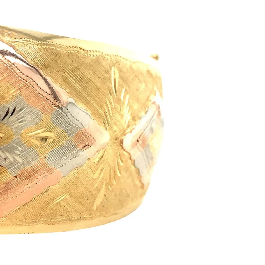 gold_bangle_with_engravin_3-5.webp Gold bangle with engraving 14 krt>Vintage Jewellery Clearance