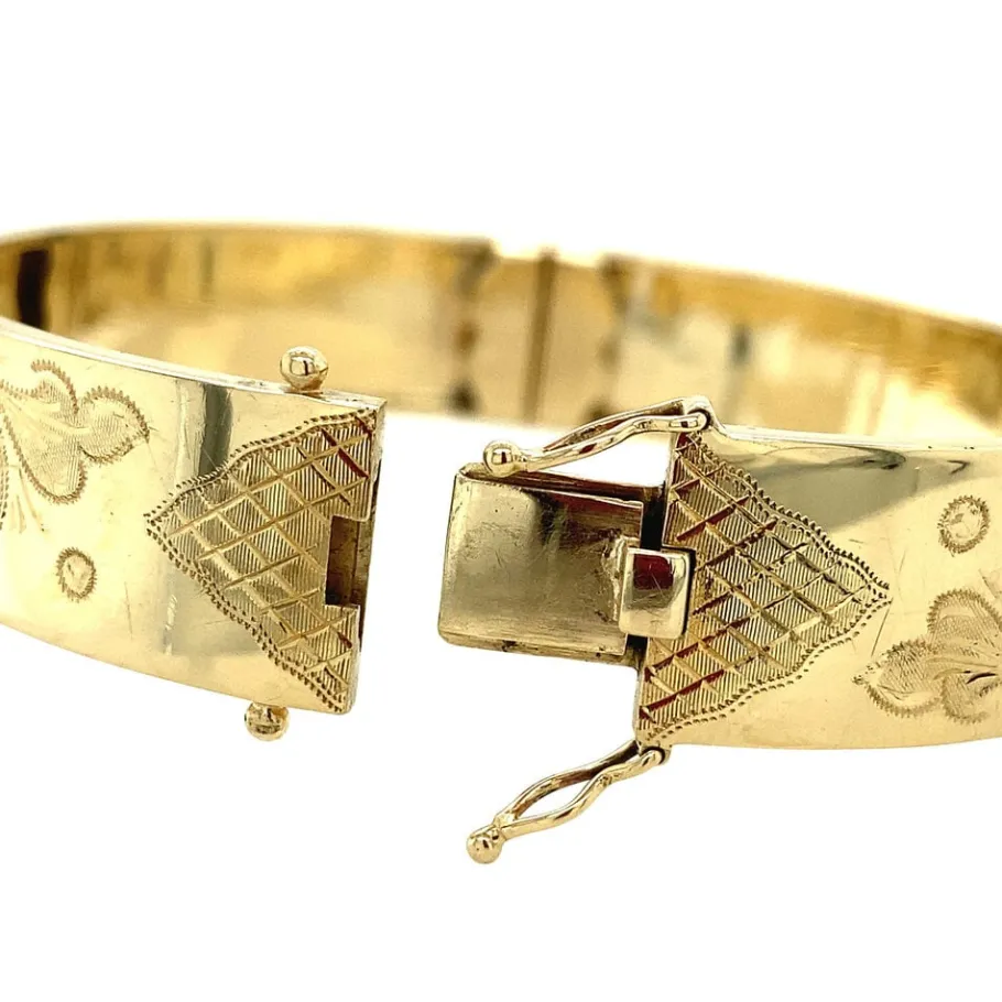 gold_bangle_with_engravin_4-3.webp Gold bangle with engraving 14 krt>Vintage Jewellery Hot