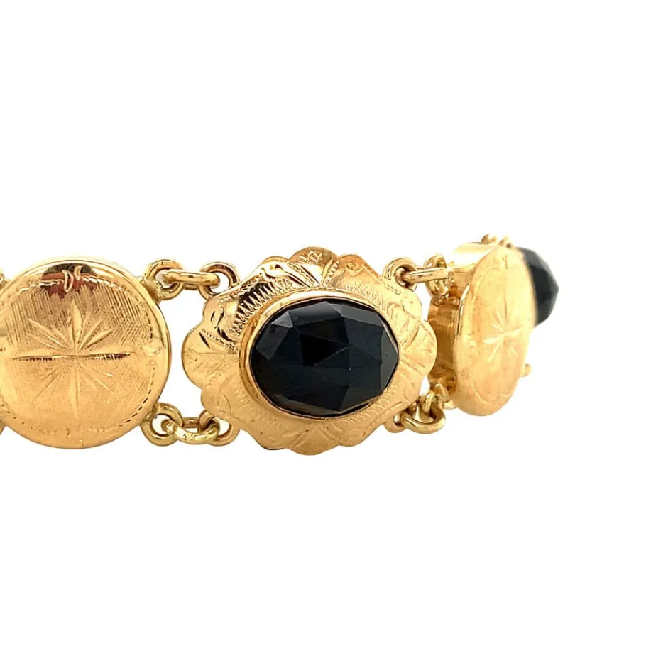 gold_boats_bracelet_with__3.webp Gold boats bracelet with garnet 14 krt>Vintage Jewellery Outlet