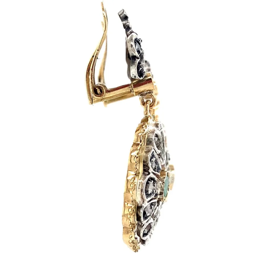 gold_ear_clips_with_rose__3.webp Gold ear clips with rose diamond and emerald 18 krt/835>Vintage Jewellery Outlet