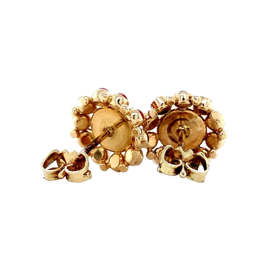 gold_ear_studs_with_blood_4-2.webp Gold ear studs with blood coral 14 krt>Vintage Jewellery New