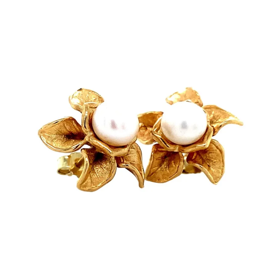 gold_flower_earrings_with_2.webp Gold flower earrings with pearl 14 krt>Vintage Jewellery Best
