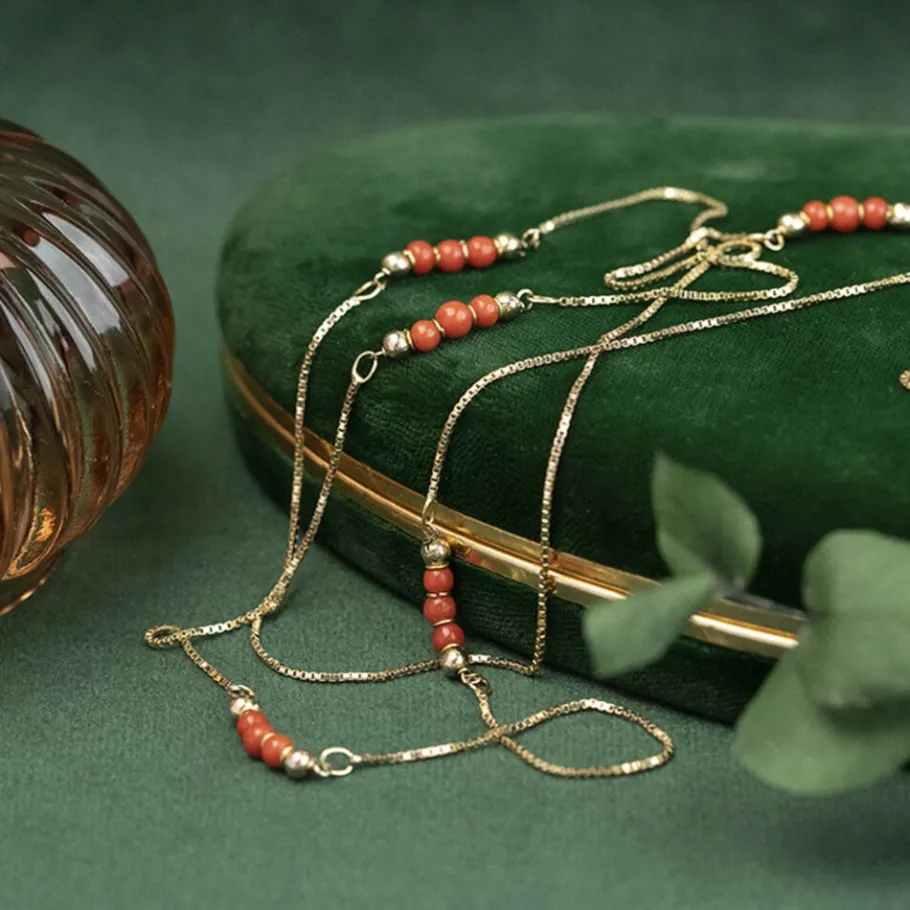 Gold necklace with blood coral 14 krt>Vintage Jewellery Discount