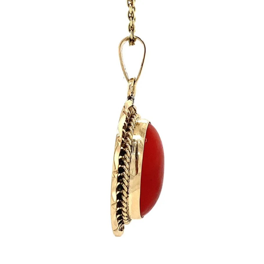 gold_pendant_with_blood_c_3-6.webp Gold pendant with blood coral 14 krt>Vintage Jewellery Clearance