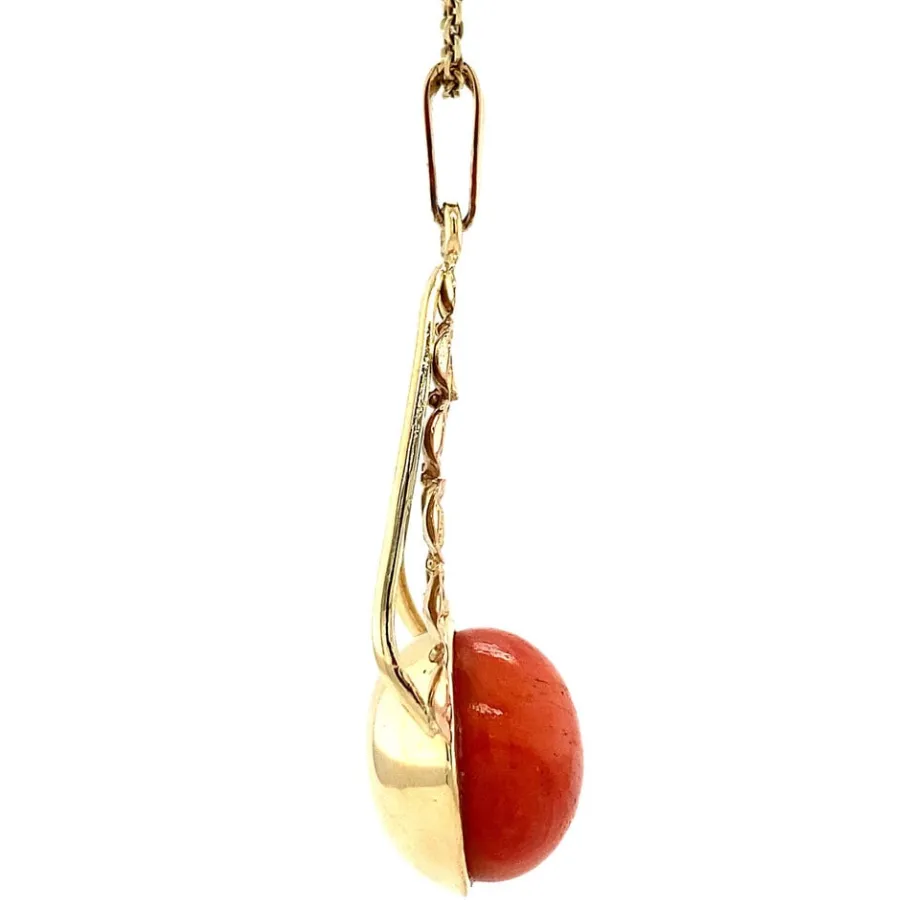 gold_pendant_with_blood_c_3-8.webp Gold pendant with blood coral 14 krt>Vintage Jewellery Discount