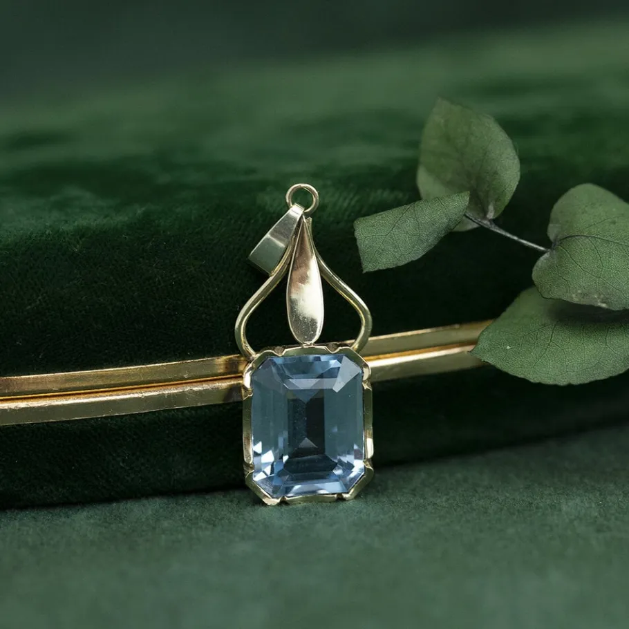 Gold pendant with blue spinel 14 krt>Vintage Jewellery New
