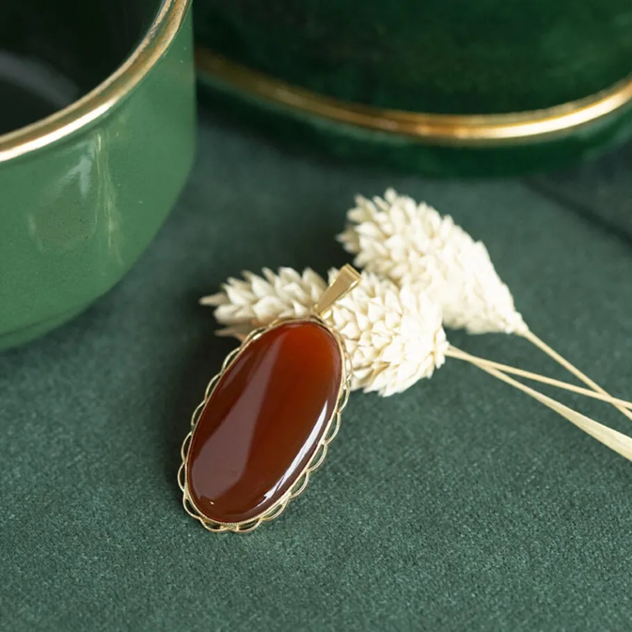 gold_pendant_with_carneli_1-20.webp Gold pendant with carnelian 14 krt>Vintage Jewellery Sale