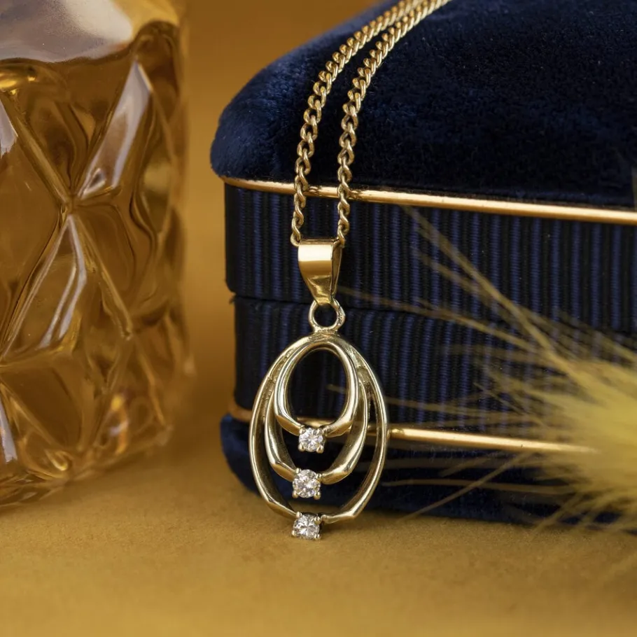 gold_pendant_with_diamond_1-2.webp Gold pendant with diamond 14 krt>Vintage Jewellery Hot