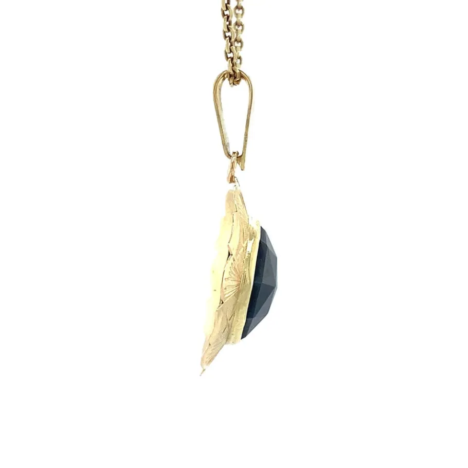 gold_pendant_with_garnet__3-30.webp Gold pendant with garnet 14 krt>Vintage Jewellery Online