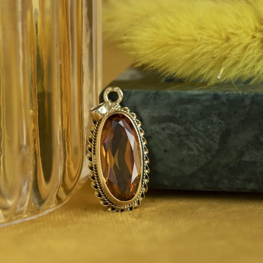 Gold pendant with orange sapphire 14 krt>Vintage Jewellery Best