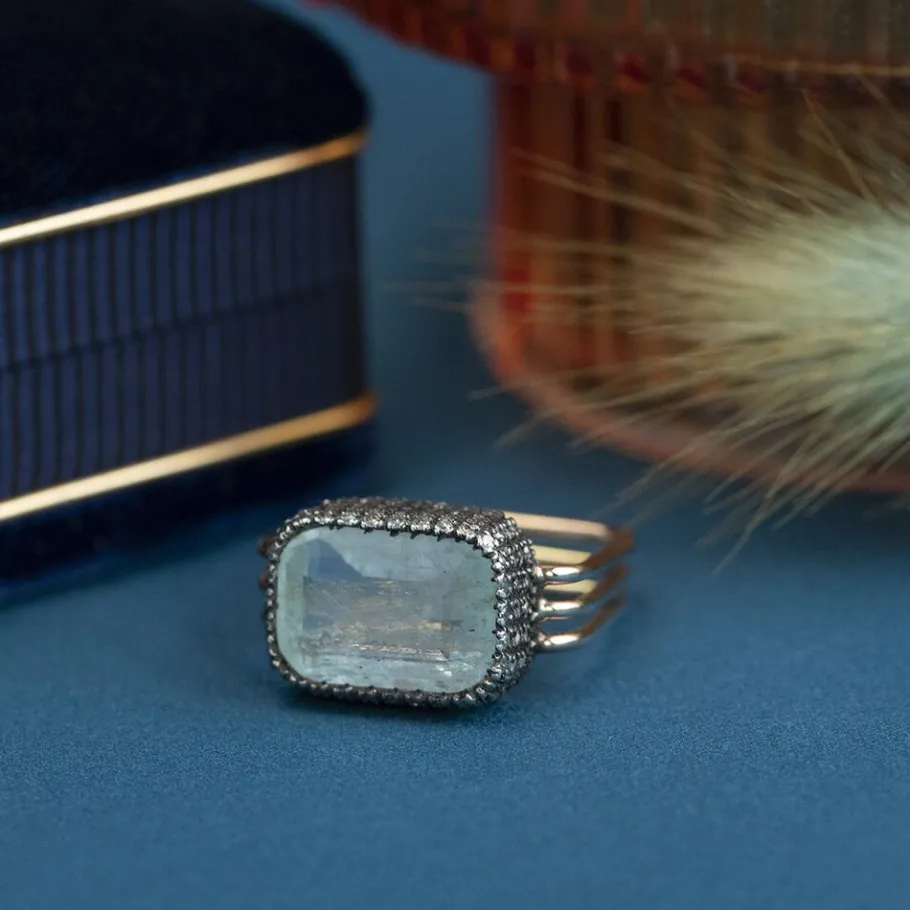 Gold ring with aquamarine and diamonds 14 krt/835>Vintage Jewellery Online