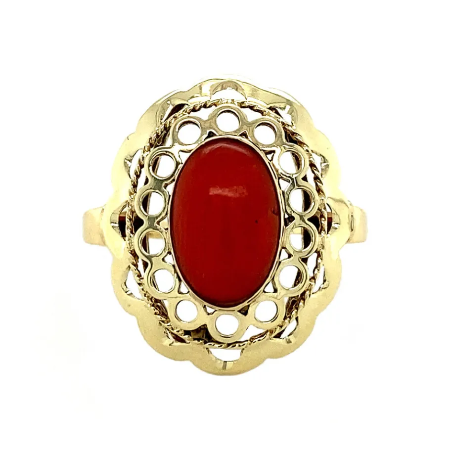 Gold ring with blood coral 14 krt>Vintage Jewellery Fashion