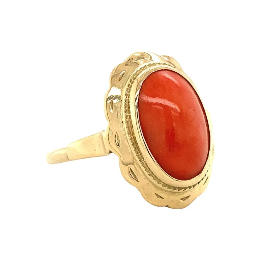 gold_ring_with_blood_cora_2-14.webp Gold ring with blood coral 14 krt>Vintage Jewellery Sale