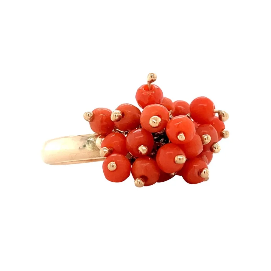 gold_ring_with_blood_cora_2-2.webp Gold ring with blood coral 14 krt>Vintage Jewellery Best