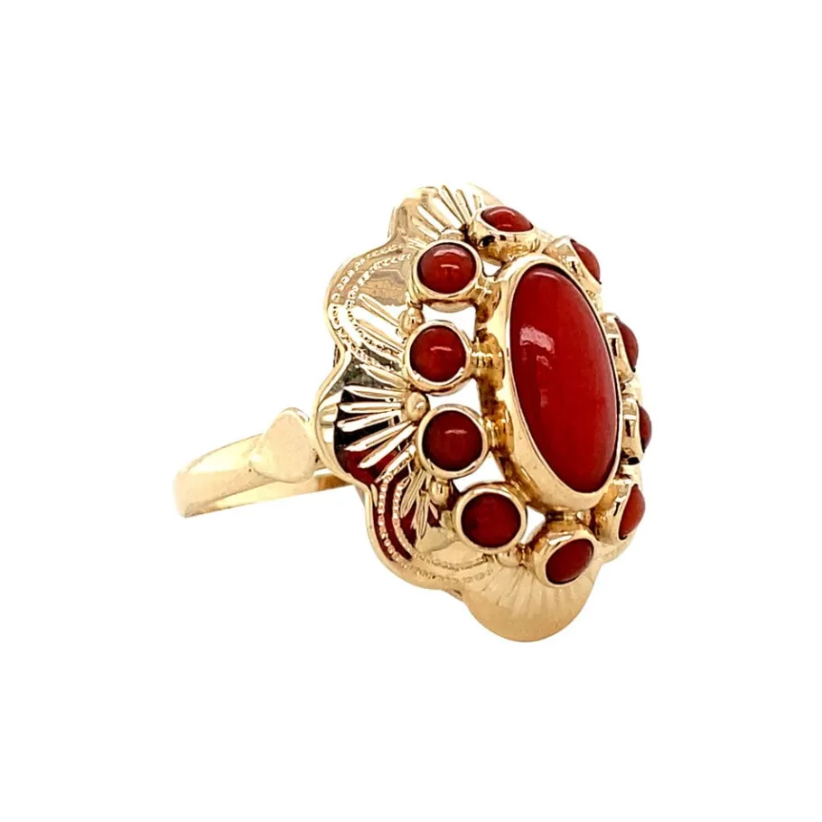 gold_ring_with_blood_cora_2.webp Gold ring with blood coral 14 krt>Vintage Jewellery Fashion