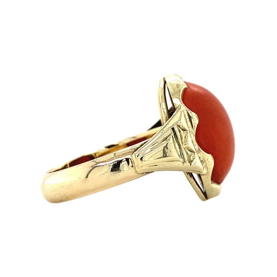 gold_ring_with_blood_cora_3-21.webp Gold ring with blood coral 14 krt>Vintage Jewellery New
