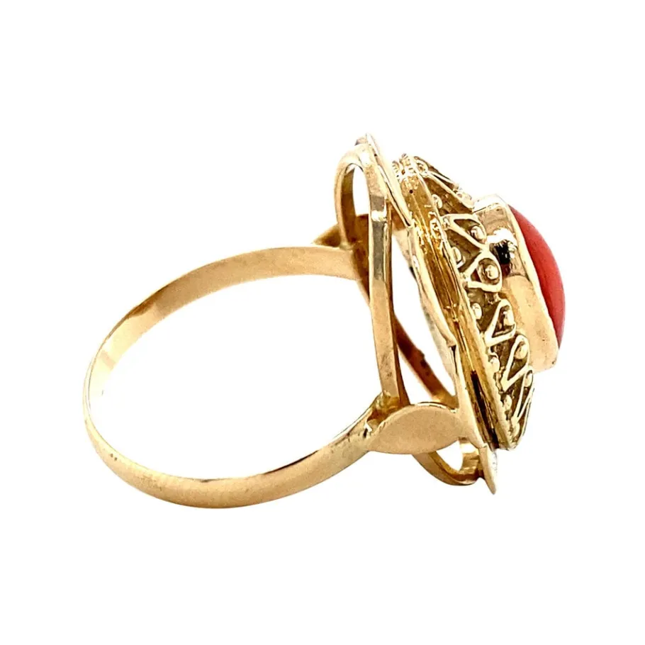 gold_ring_with_blood_cora_3-9.webp Gold ring with blood coral 14 krt>Vintage Jewellery Fashion