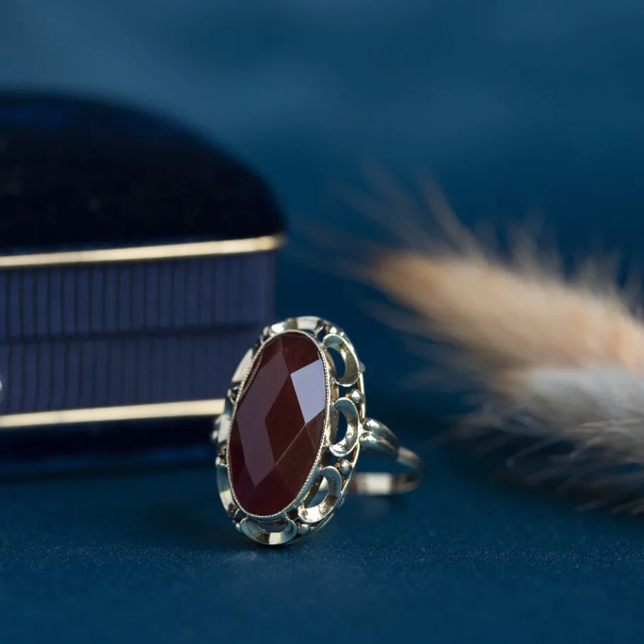 Gold ring with carnelian 14 krt>Vintage Jewellery Sale