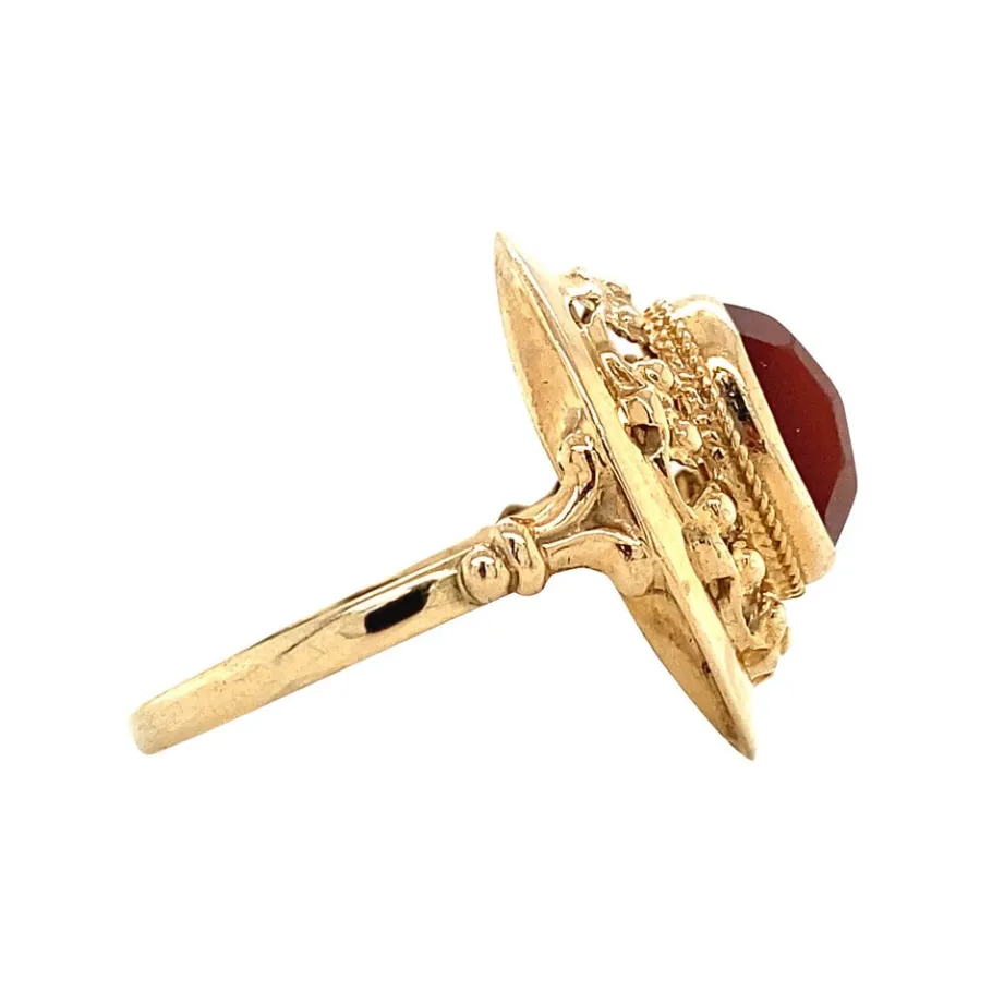 gold_ring_with_carnelian__3-7.webp Gold ring with carnelian 14 krt>Vintage Jewellery Hot