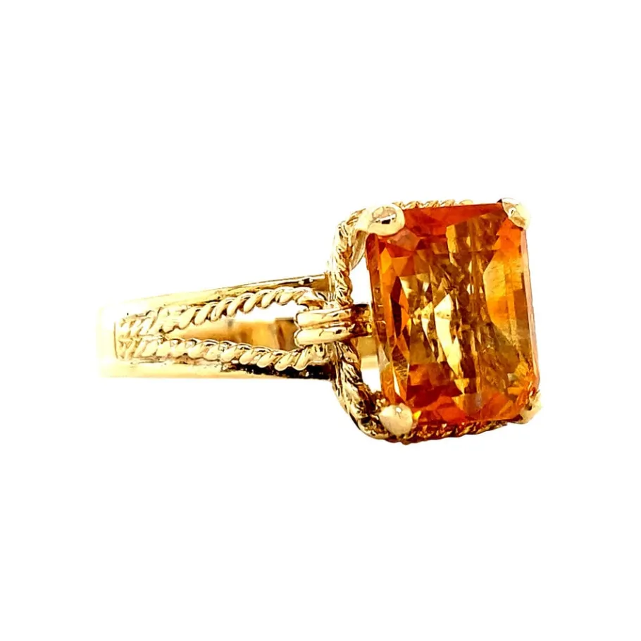 gold_ring_with_citrine__k_2.webp Gold ring with citrine 14 krt>Vintage Jewellery Clearance
