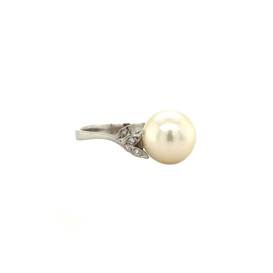 gold_ring_with_diamond_an_2.webp Gold ring with diamond and pearl 18 krt>Vintage Jewellery New