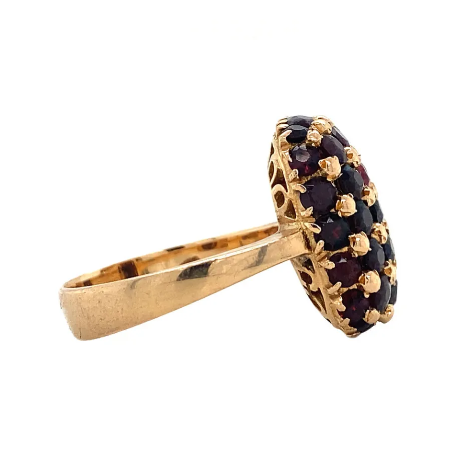 gold_ring_with_garnet__kr_3-5.webp Gold ring with garnet 18 krt>Vintage Jewellery Outlet
