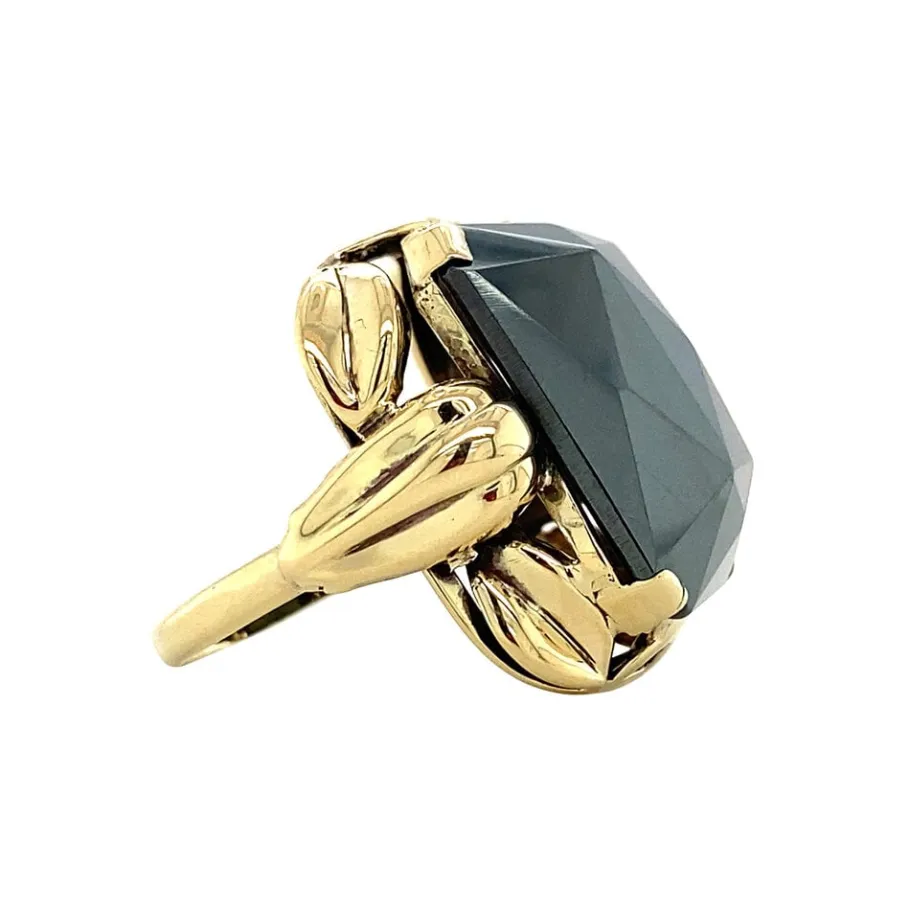 gold_ring_with_hematite___3-2.webp Gold ring with hematite 14 krt>Vintage Jewellery Clearance
