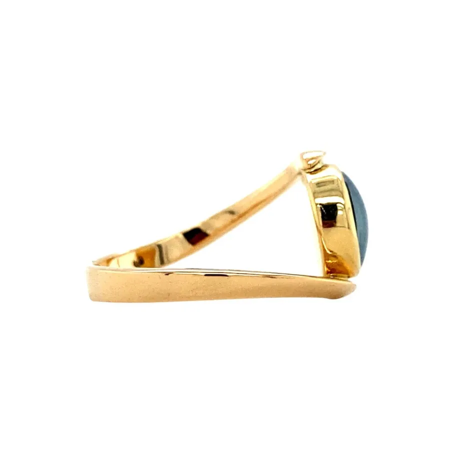 gold_ring_with_opal_tripl_3.webp Gold ring with opal triplet 18 krt>Vintage Jewellery Outlet