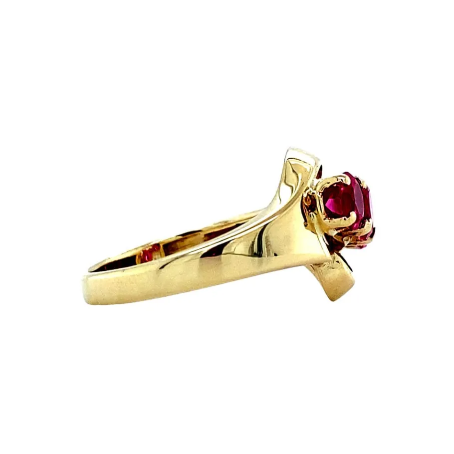 gold_ring_with_ruby__krt_3.webp Gold ring with ruby 14 krt>Vintage Jewellery Best