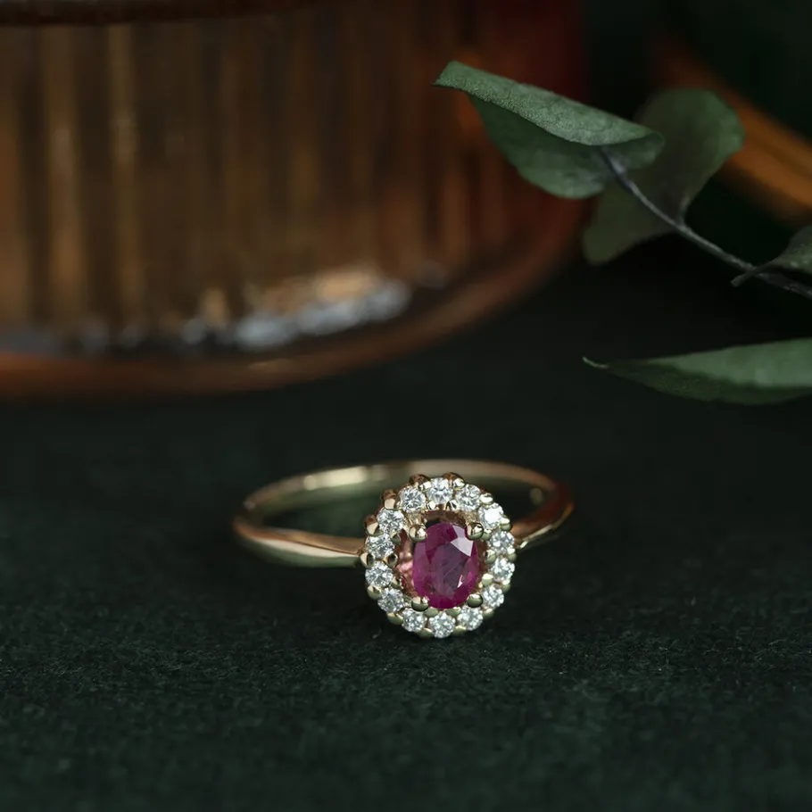 Gold ring with ruby and diamonds 14 krt>Vintage Jewellery Best