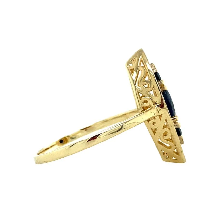gold_ring_with_sapphire_a_3.webp Gold ring with sapphire and diamond 14 krt>Vintage Jewellery Best
