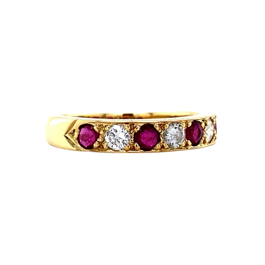gold_row_ring_with_ruby_a_2.webp Gold row ring with ruby and diamonds 18 krt>Vintage Jewellery Best