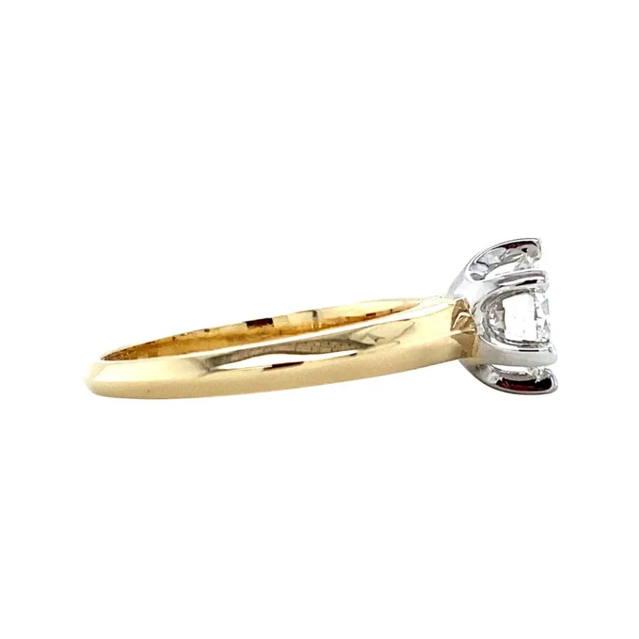 gold_solitaire_ring_with__3-4.webp Gold solitaire ring with diamonds 14 krt>Vintage Jewellery Clearance