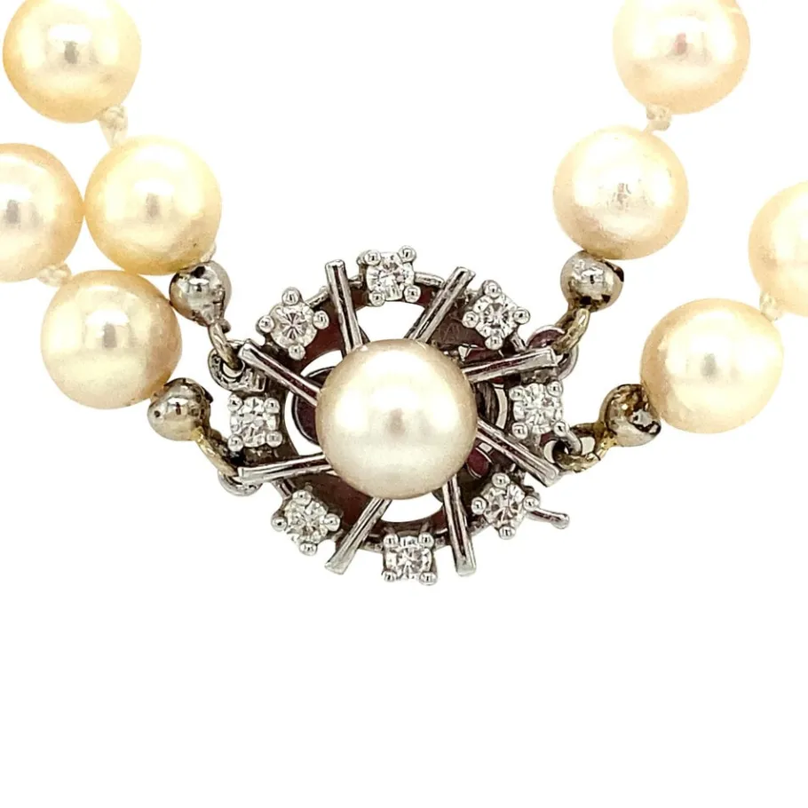 pearl_necklace_with_white_4-1.webp Pearl necklace with white gold diamond clasp 14 krt>Vintage Jewellery New