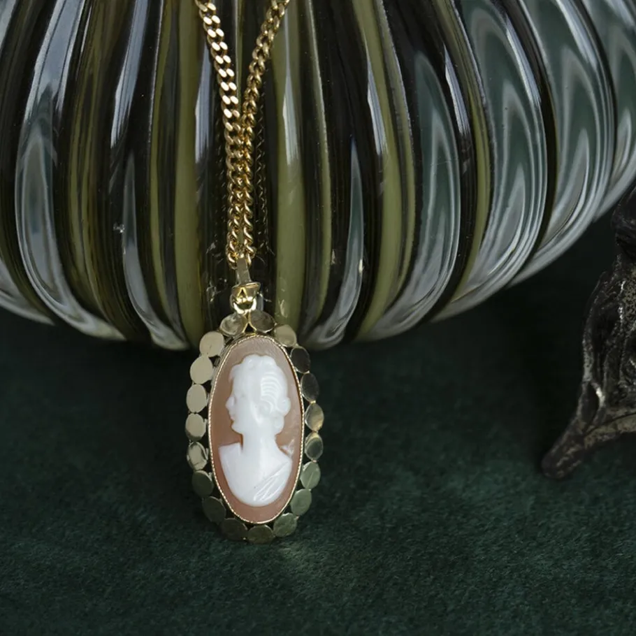Pendant with cameo 12 krt>Vintage Jewellery New