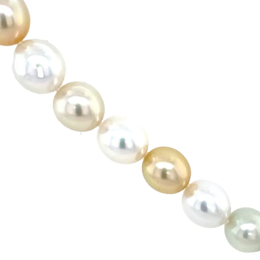 schoeffel_pearl_necklace__3-2.webp Schoeffel pearl necklace with diamonds 18 krt>Vintage Jewellery Outlet