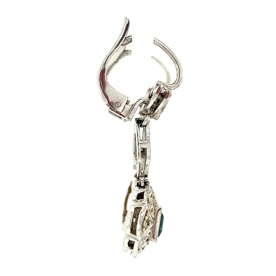 white_gold_earrings_with__3-1.webp White gold earrings with diamond and emerald 14 krt>Vintage Jewellery Fashion
