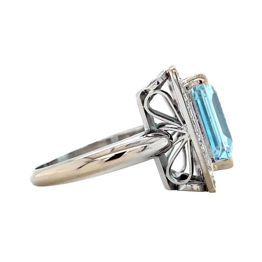white_gold_ring_with_aqua_3-2.webp White gold ring with aquamarine and rose diamond 14 krt>Vintage Jewellery Hot