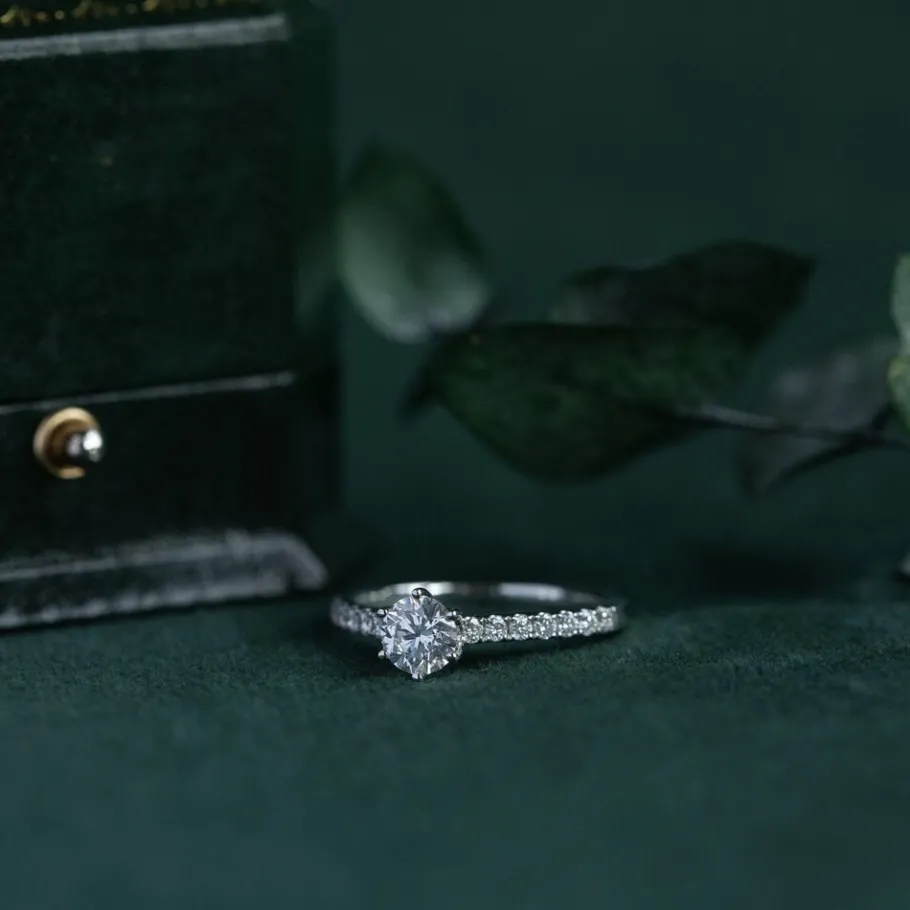 White gold ring with diamonds 18 krt>Vintage Jewellery Fashion